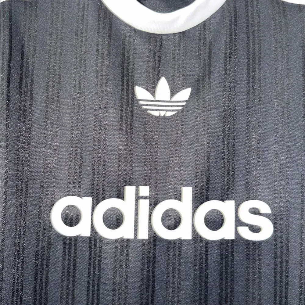 Boys Adidas Black and White T-shirt(Size 9-10yrs)